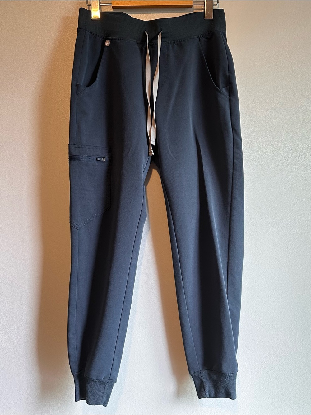 FIGS Zamora Jogger Scrub Pants/Dark Harbor/XS Petite